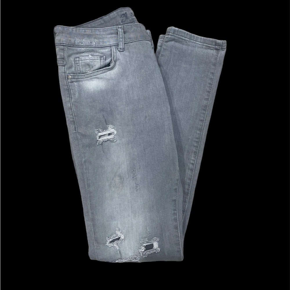 MU By MANIA Distressed Denim